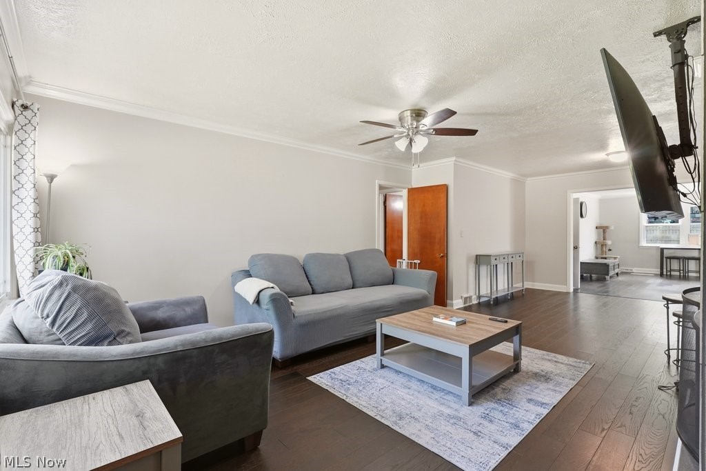 4932 Glenlyn Road Lyndhurst OH 44124