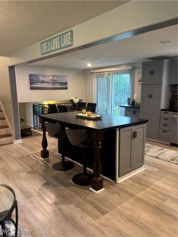 2 Taas Trail Malvern OH 44644