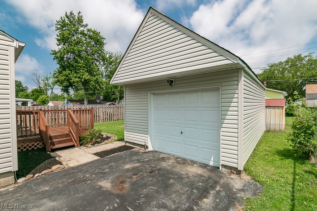 1045 E 331st Street Eastlake OH 44095