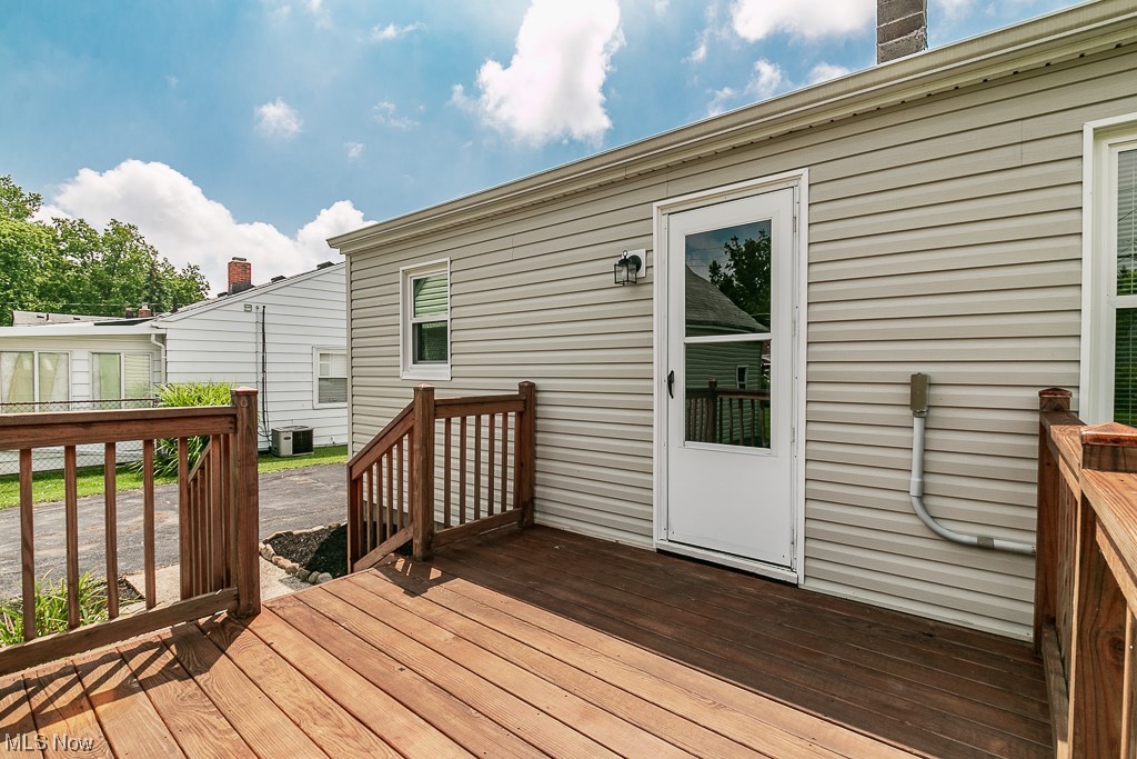 1045 E 331st Street Eastlake OH 44095