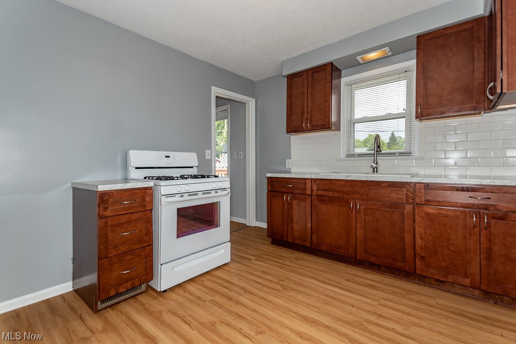 1045 E 331st Street Eastlake OH 44095