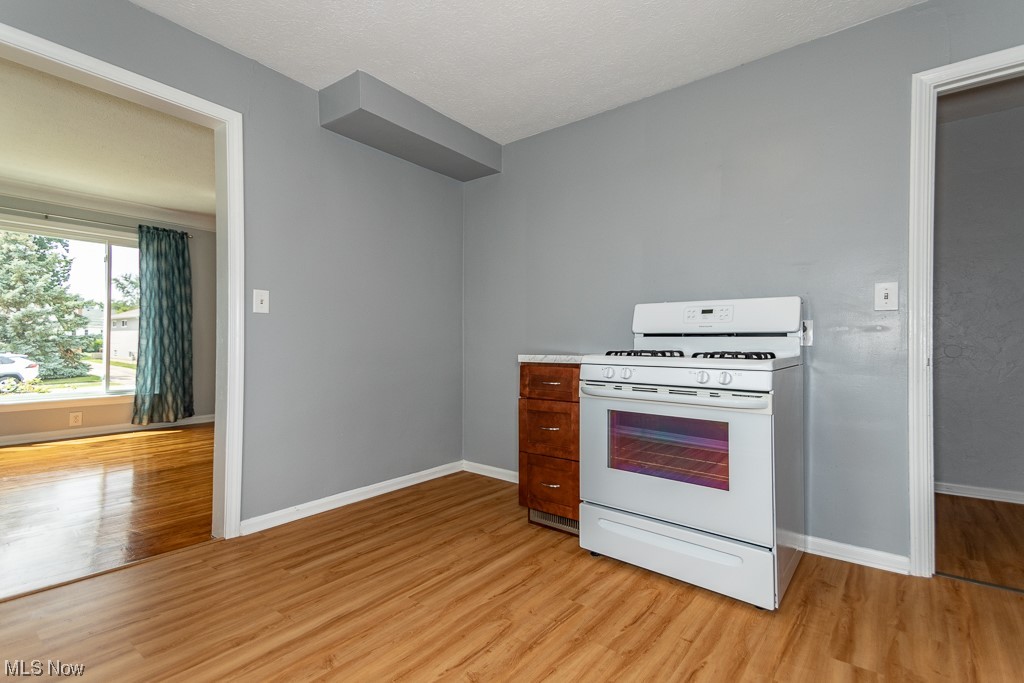 1045 E 331st Street Eastlake OH 44095