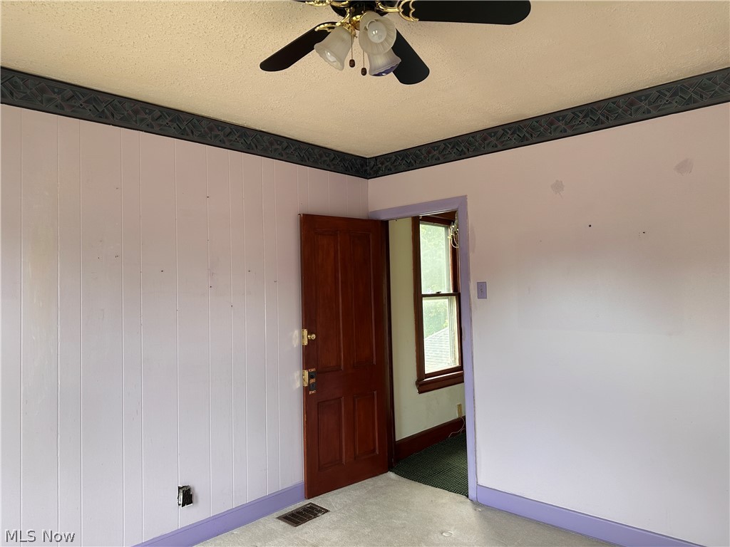 3323 Lake Avenue Ashtabula OH 44004