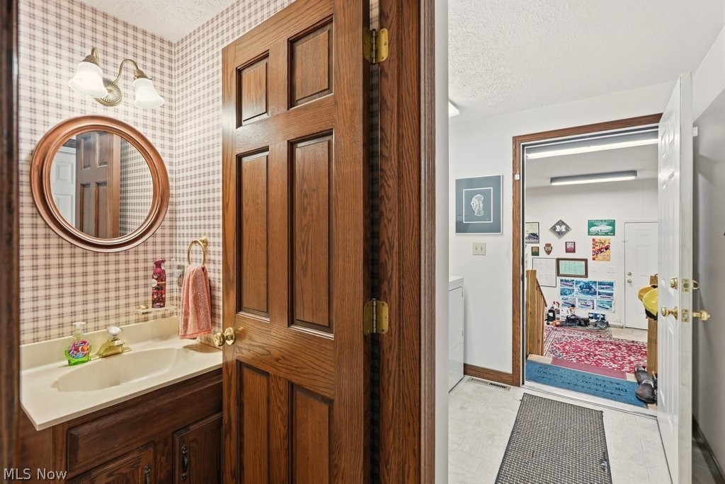 34603 Bramble Lane Solon OH 44139