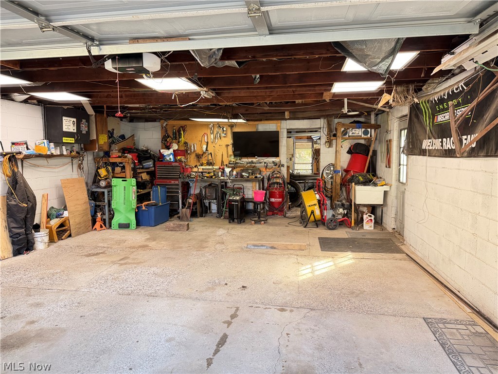 277 Stonecreek Road SW New Philadelphia OH 44663
