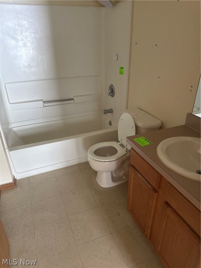 2915 Megan Circle Youngstown OH 44505
