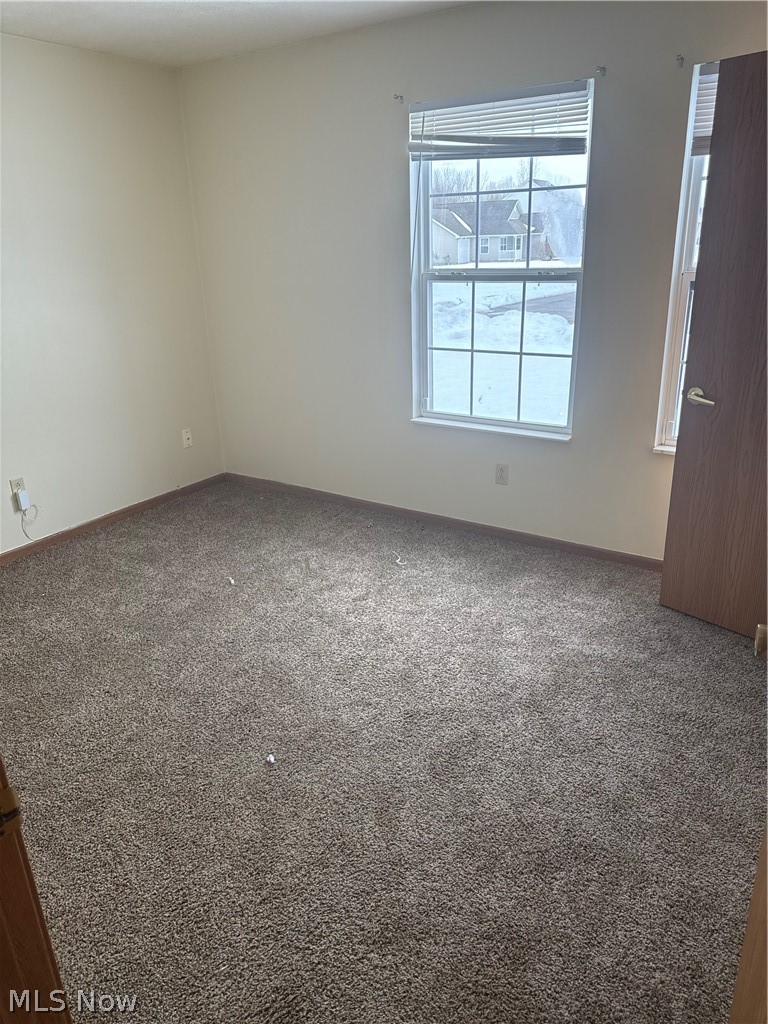 2915 Megan Circle Youngstown OH 44505