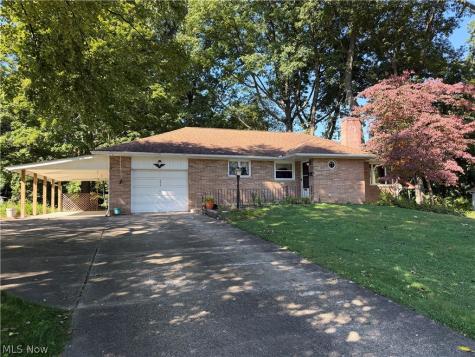 633 Fairview Place Alliance OH 44601