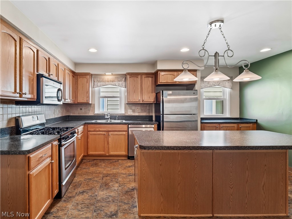4810 Fairlawn Road Lyndhurst OH 44124