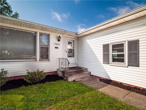 4810 Fairlawn Road Lyndhurst OH 44124