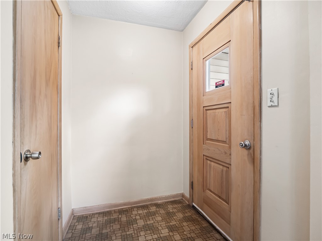 4810 Fairlawn Road Lyndhurst OH 44124