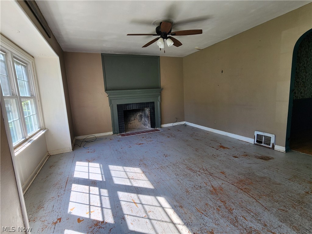 801 Kenilworth Avenue NE Warren OH 44483