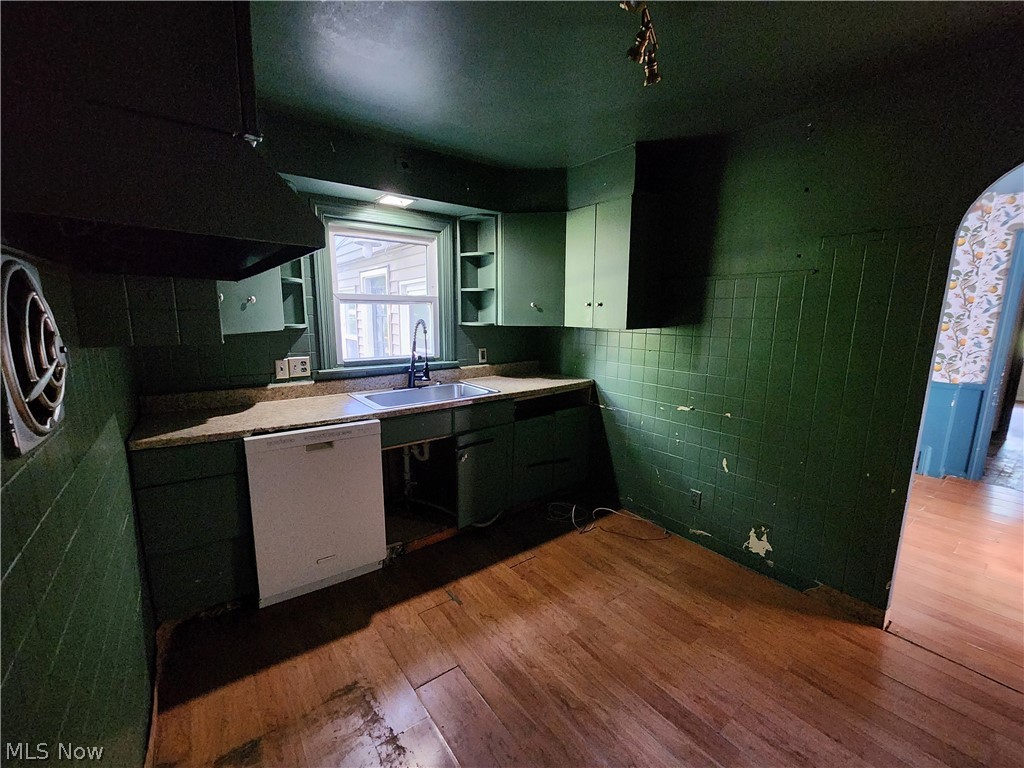 801 Kenilworth Avenue NE Warren OH 44483