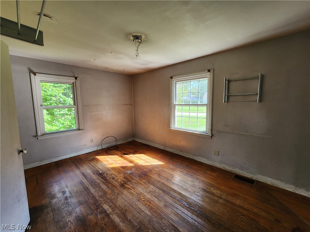 801 Kenilworth Avenue NE Warren OH 44483