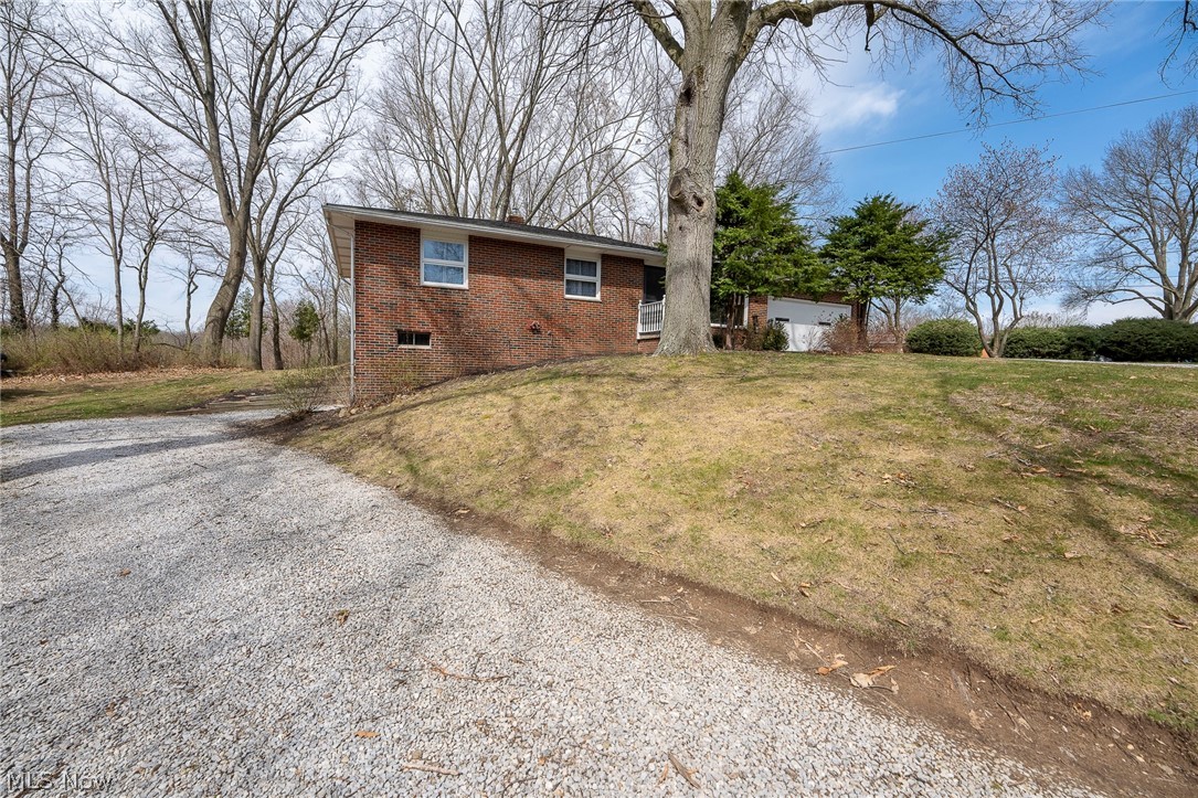 3844 Uncas Drive Akron OH 44319