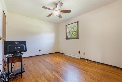 3019 Leonard Avenue SW Canton OH 44706