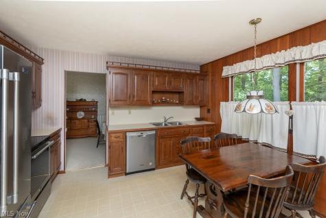 676 Wyleswood Drive Berea OH 44017