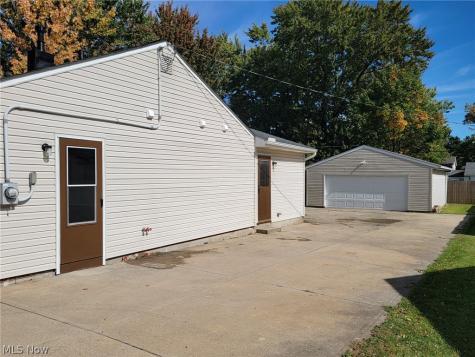5059 Belle Meadow Road Mentor OH 44060