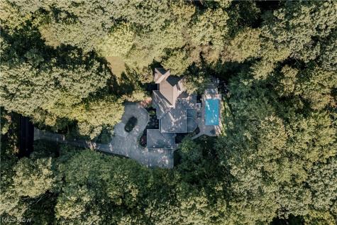 80 Easton Lane Moreland Hills OH 44022