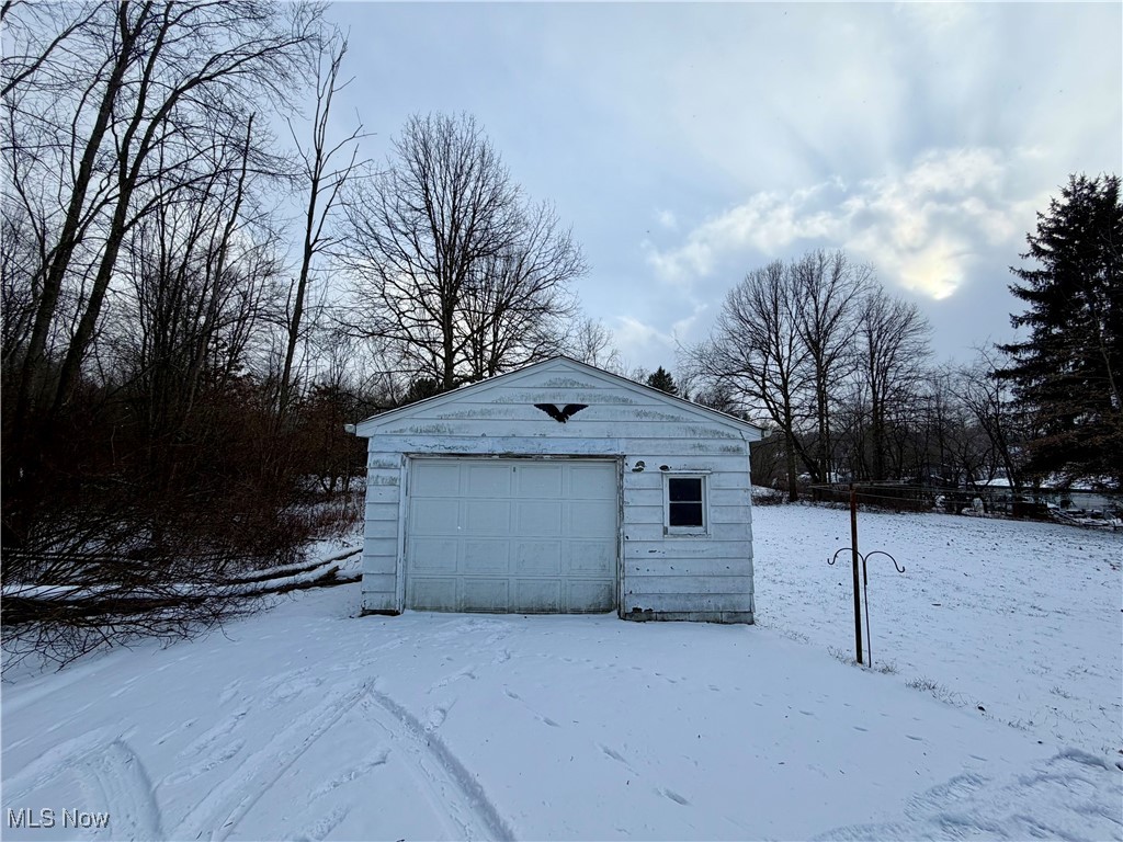 47085 Oak Street New Waterford OH 44445