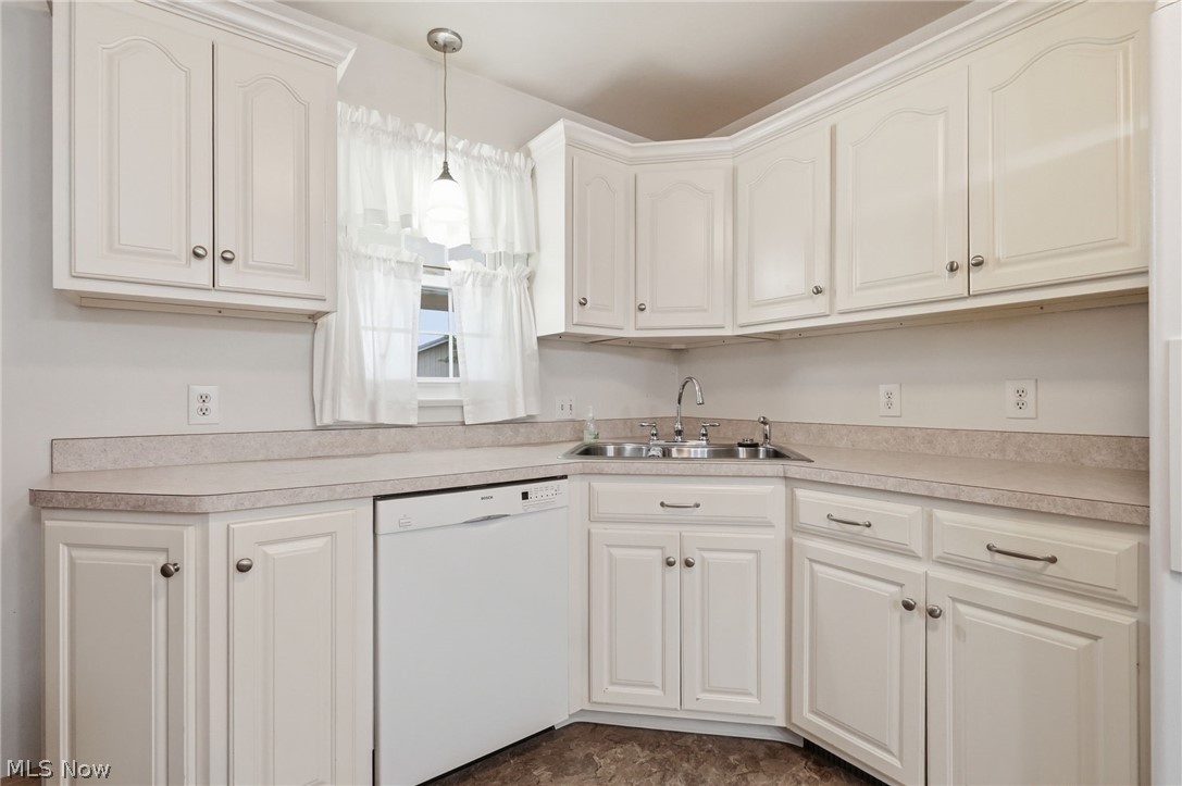 79 W 5th Street Frazeysburg OH 43822