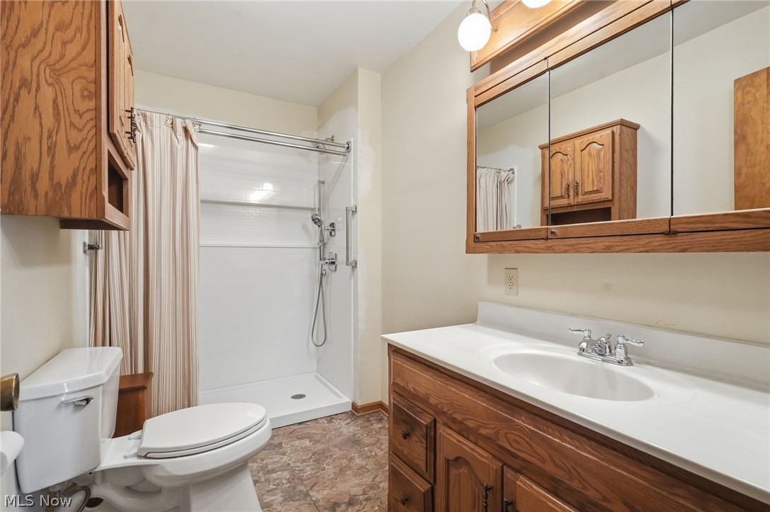 79 W 5th Street Frazeysburg OH 43822