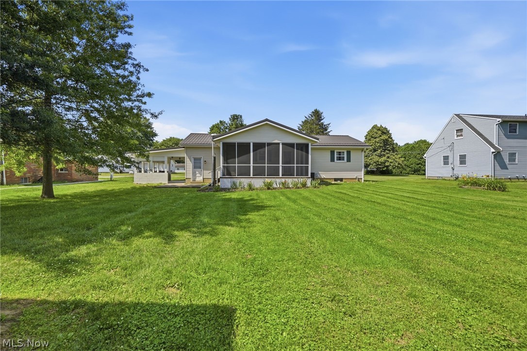 79 W 5th Street Frazeysburg OH 43822