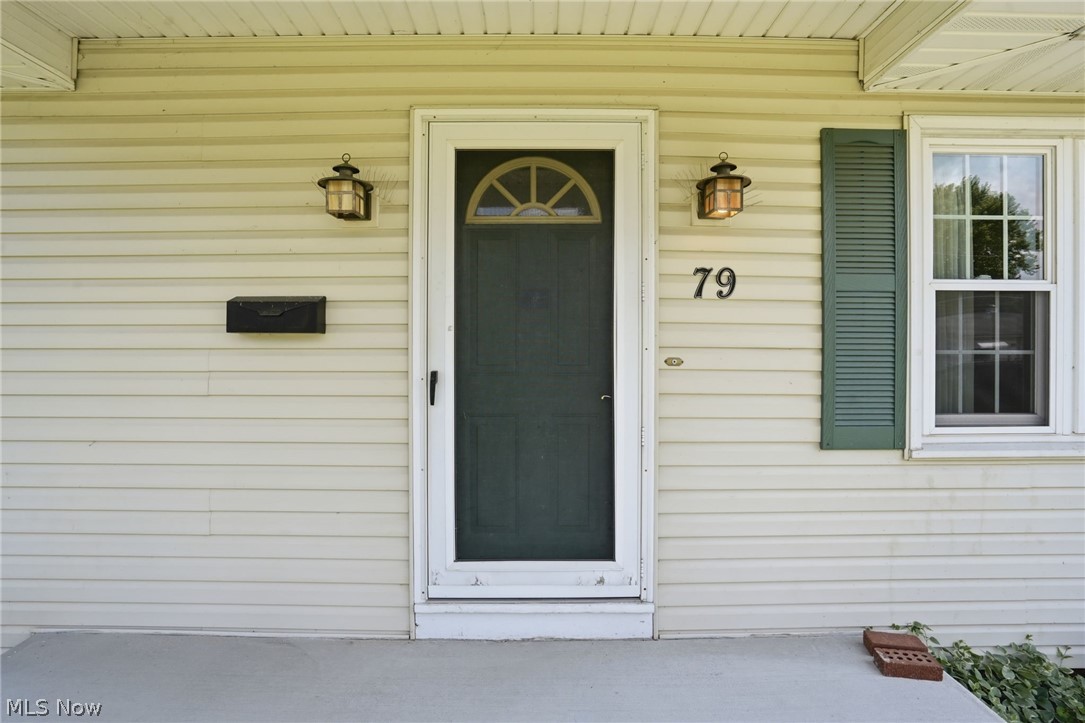79 W 5th Street Frazeysburg OH 43822