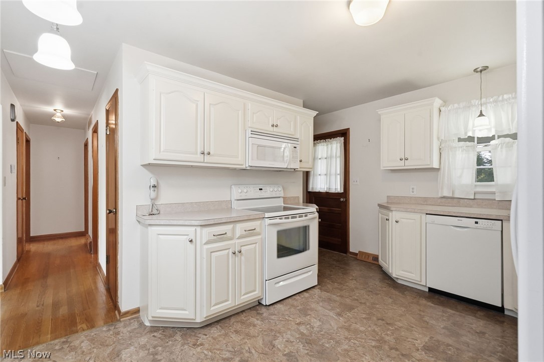 79 W 5th Street Frazeysburg OH 43822