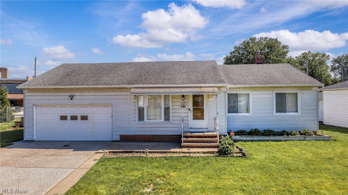 2129 Silverdale Avenue Cleveland OH 44109