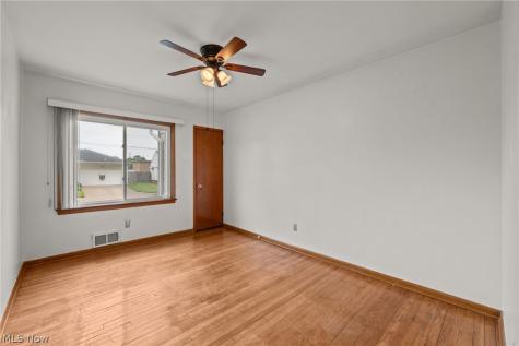2129 Silverdale Avenue Cleveland OH 44109