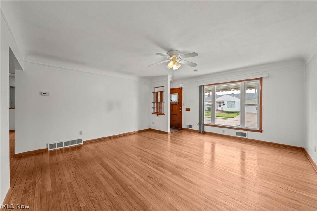 2129 Silverdale Avenue Cleveland OH 44109