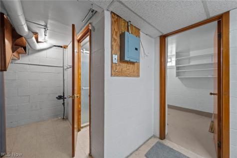 2129 Silverdale Avenue Cleveland OH 44109