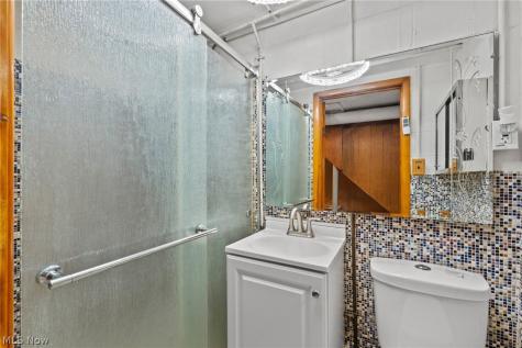 2129 Silverdale Avenue Cleveland OH 44109