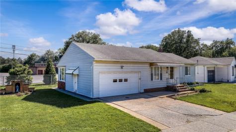 2129 Silverdale Avenue Cleveland OH 44109