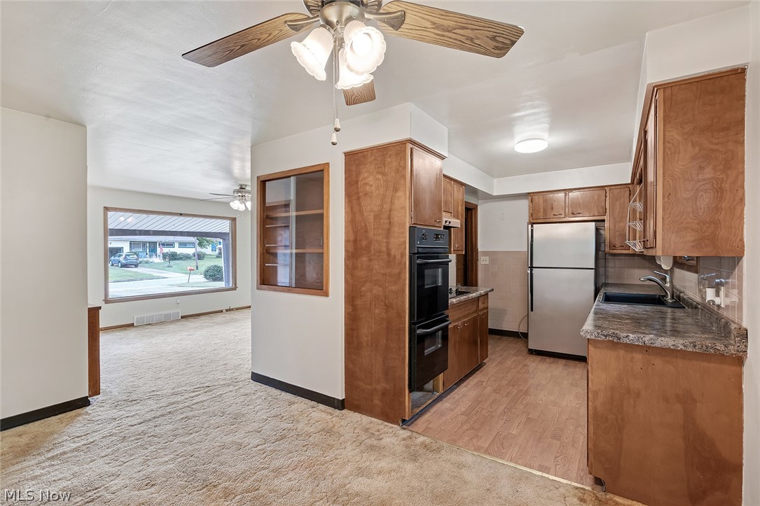 961 Adrian Circle Girard OH 44420