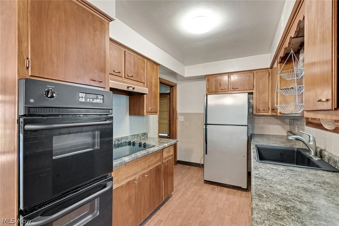 961 Adrian Circle Girard OH 44420