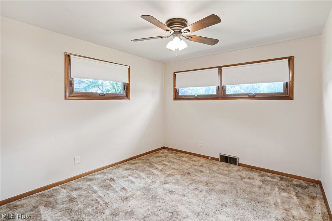 961 Adrian Circle Girard OH 44420
