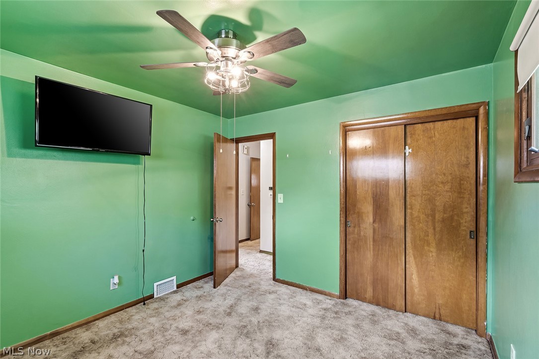 961 Adrian Circle Girard OH 44420