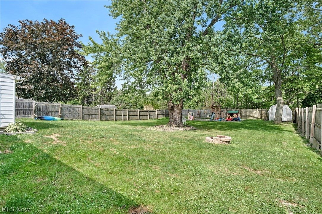961 Adrian Circle Girard OH 44420