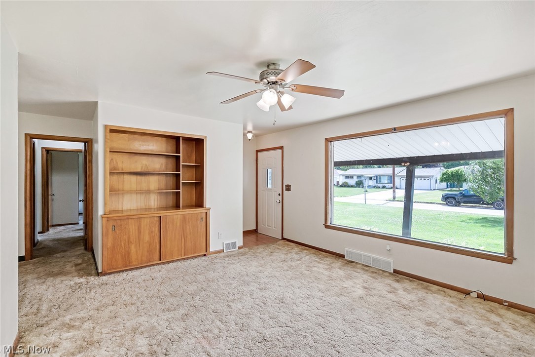 961 Adrian Circle Girard OH 44420