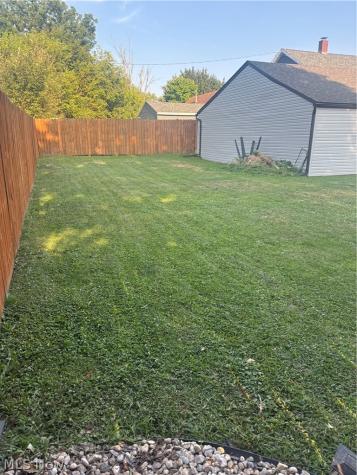 2223 22nd Street NE Canton OH 44705