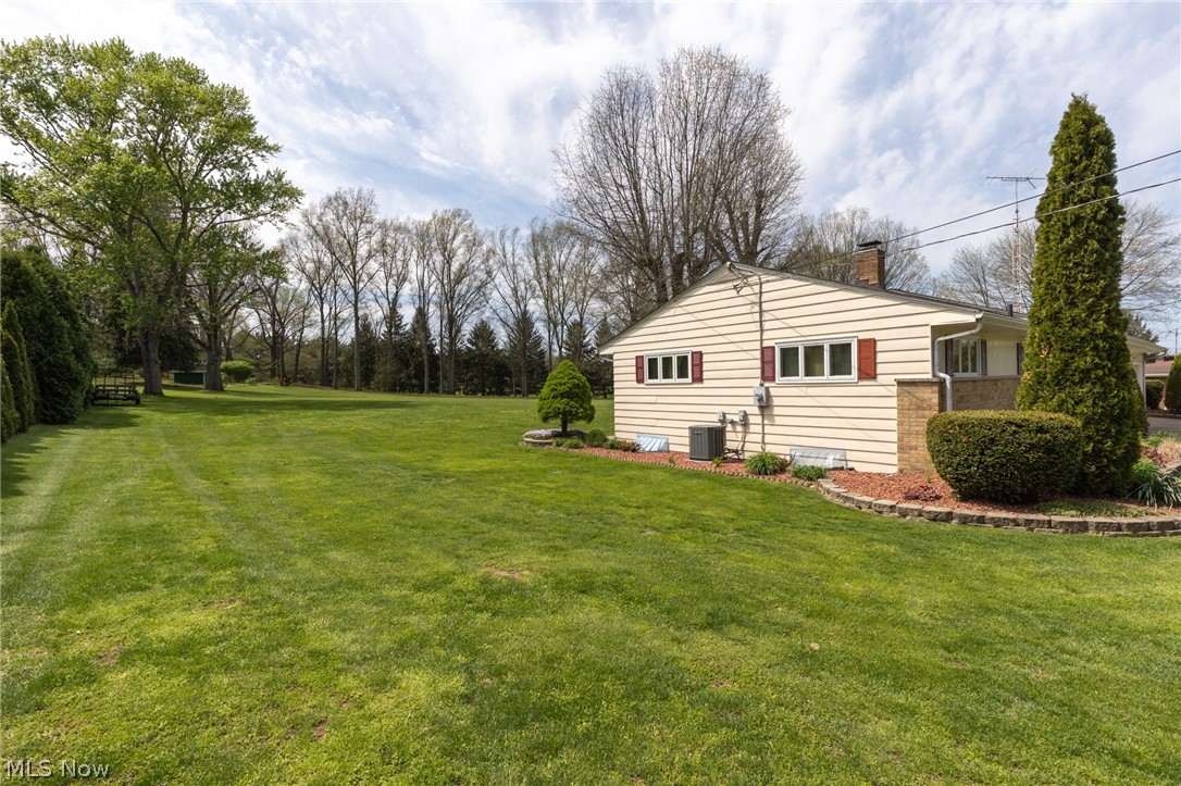 2664 Laforce Drive Akron OH 44319