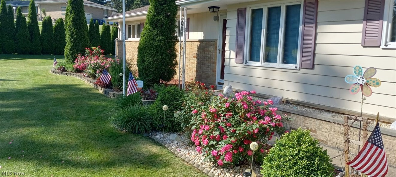 2664 Laforce Drive Akron OH 44319