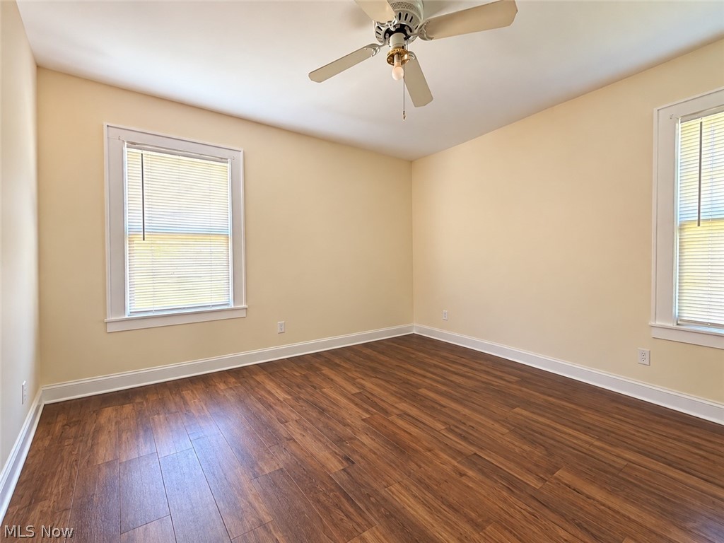 615 Lambert Street Belpre OH 45714