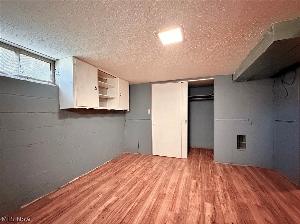 615 Lambert Street Belpre OH 45714