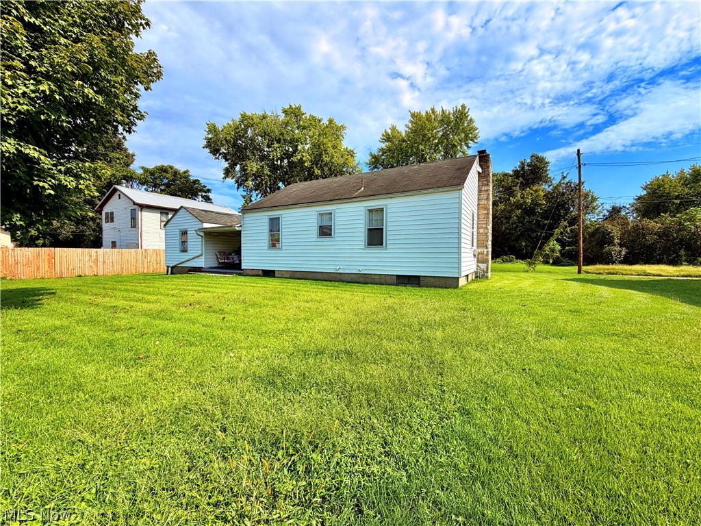 615 Lambert Street Belpre OH 45714