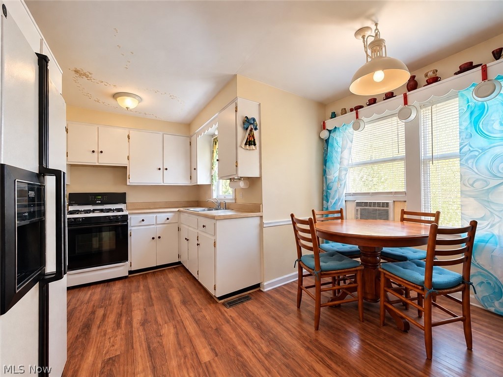 615 Lambert Street Belpre OH 45714