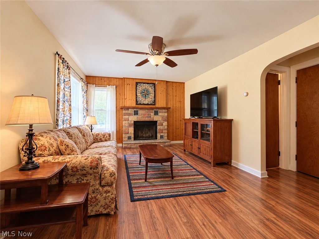 615 Lambert Street Belpre OH 45714