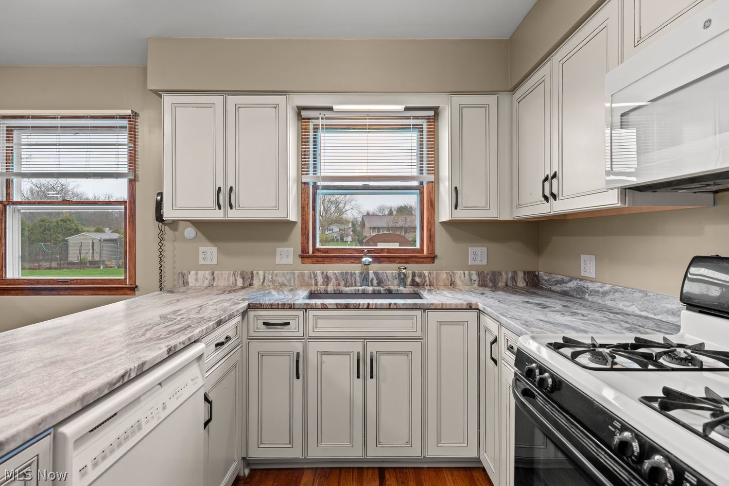 595 Jefferson Drive Highland Heights OH 44143